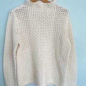 Liz Claiborne Women’s Elegant Cream Mock Neck Sweater Size Medium